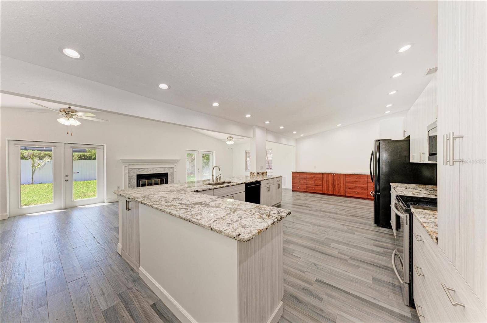 BELAIR BAYOU - Residential