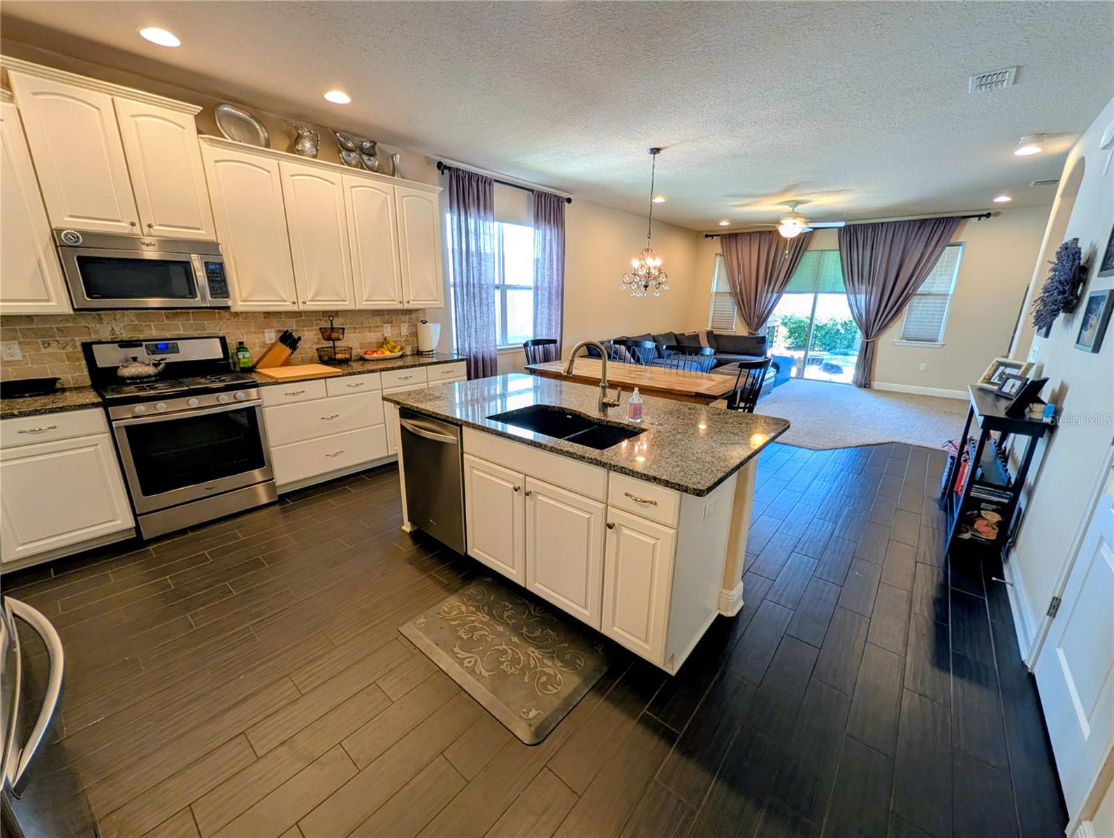 20119 EAGLES LANDING WAY