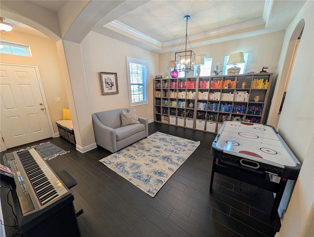 Photo of 20119 Eagles Landing Way, Tampa, FL 33647 (MLS # TB8437574)