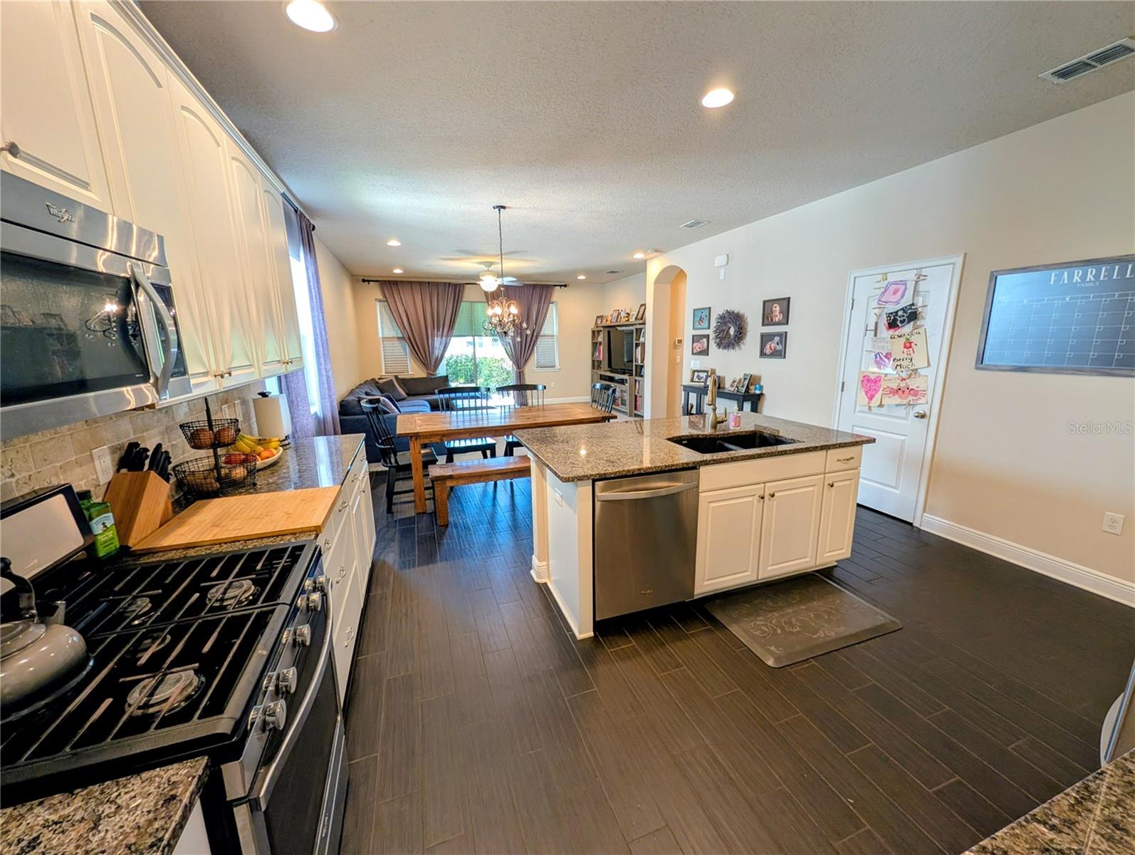 GRAND HAMPTON PH 5 - Residential
