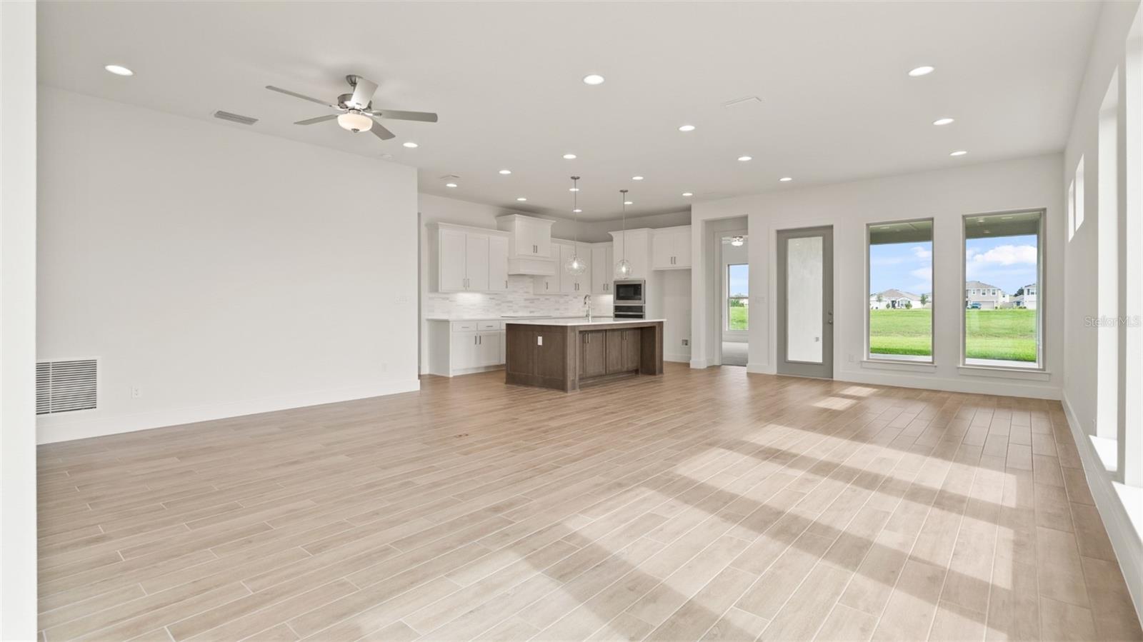 3724 109TH STREET EAST