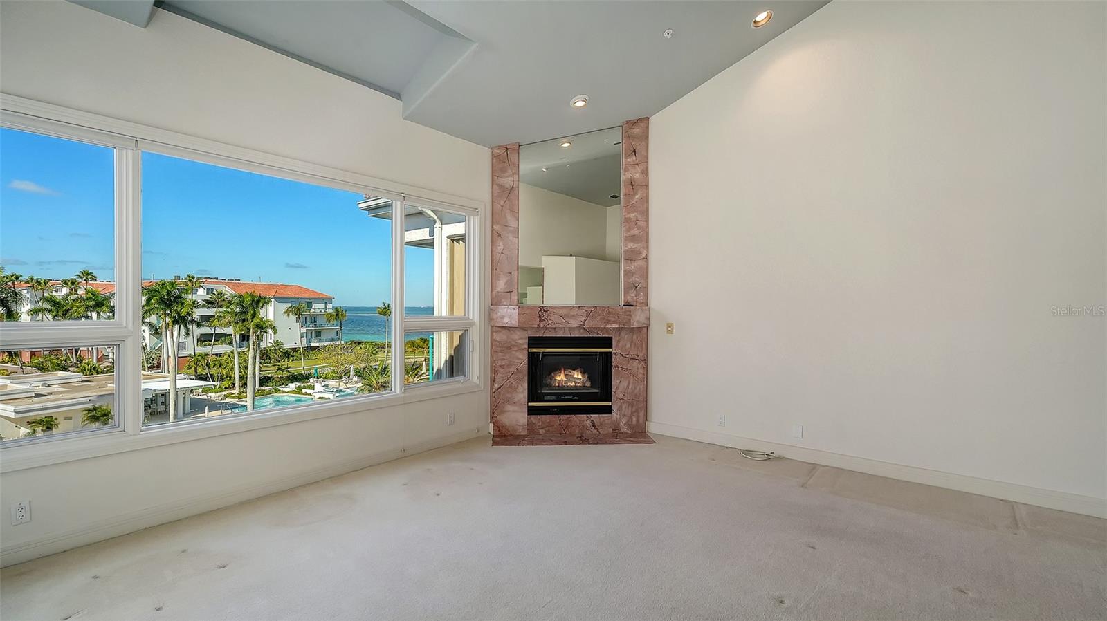 TANGERINE BAY CLUB - Residential