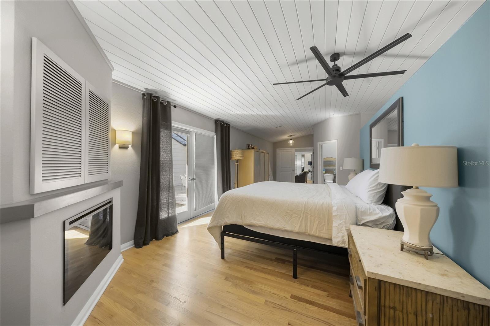 SHORELAND WOODS SUB - Residential