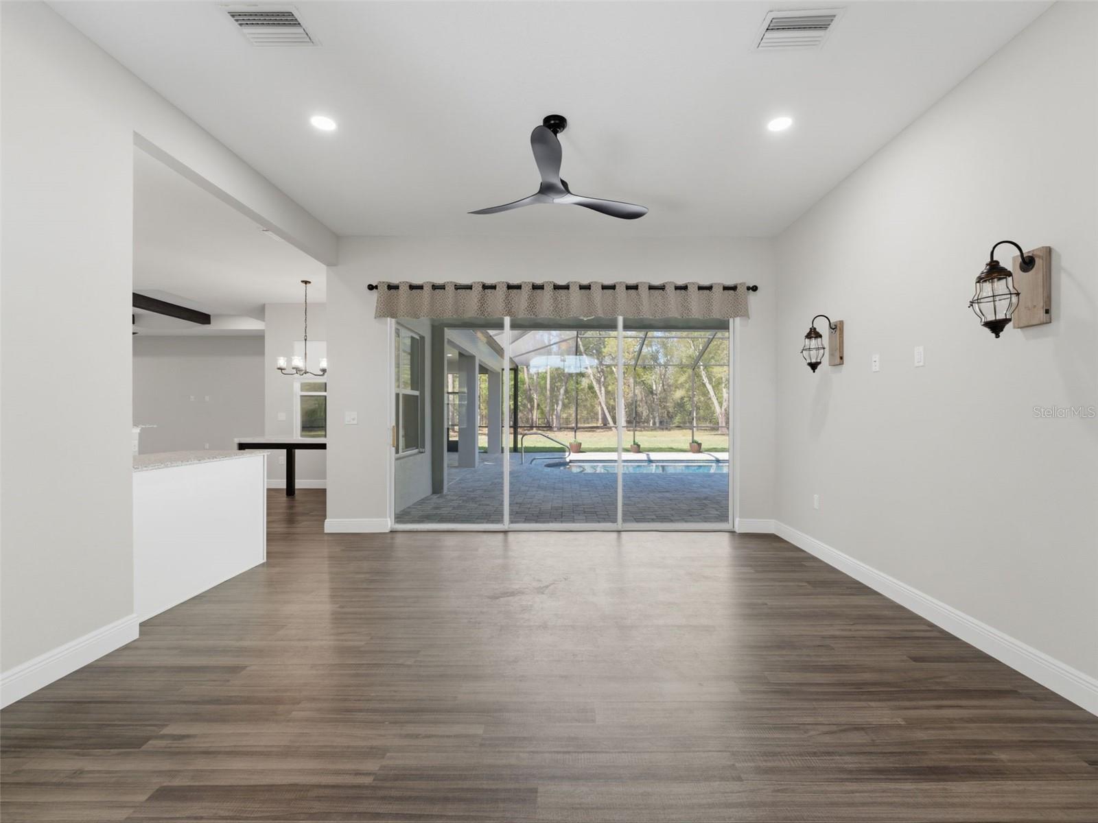 SPRINGWOOD ESTATES - Residential