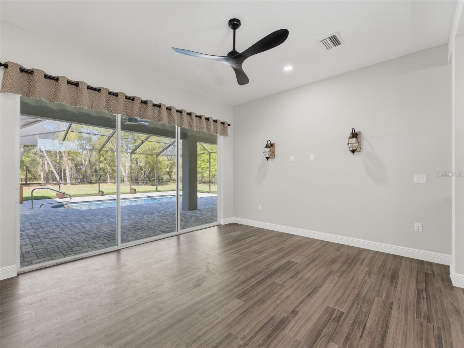 SPRINGWOOD ESTATES - Residential