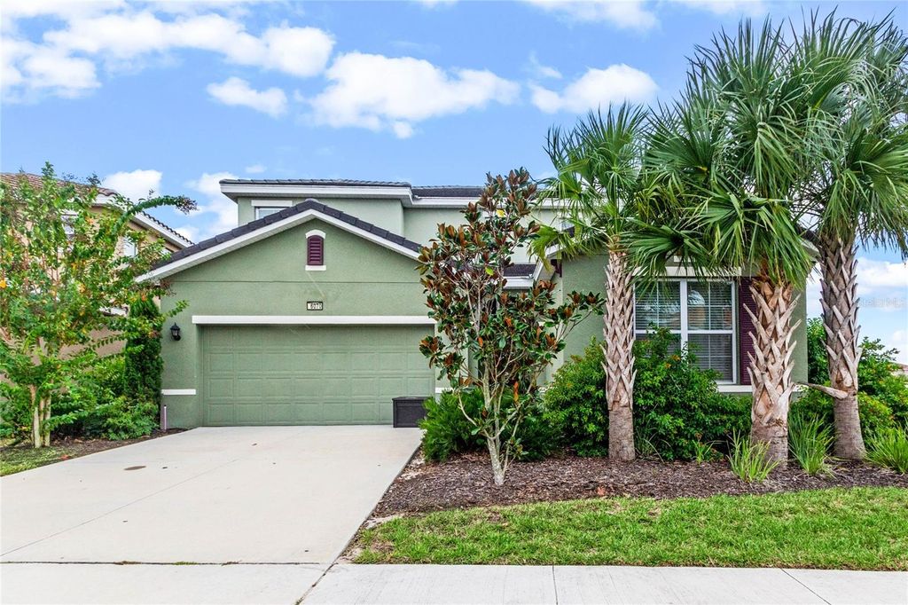 Photo of 6070 Broad Oak Drive, Davenport, FL 33837 (MLS # O6375349)