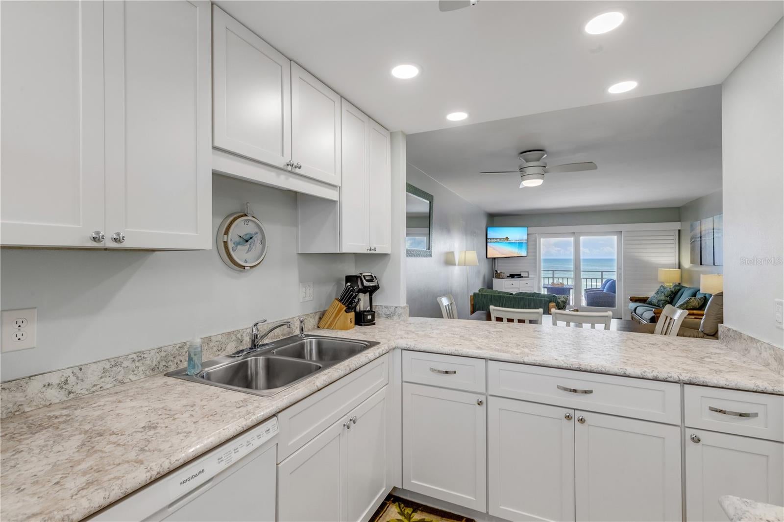 4151 S ATLANTIC AVENUE 3030