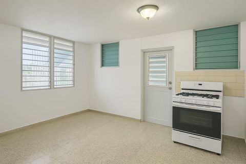 381 JARDIN DE VERSALLES STREET B-1 VEGA BAJA  00693