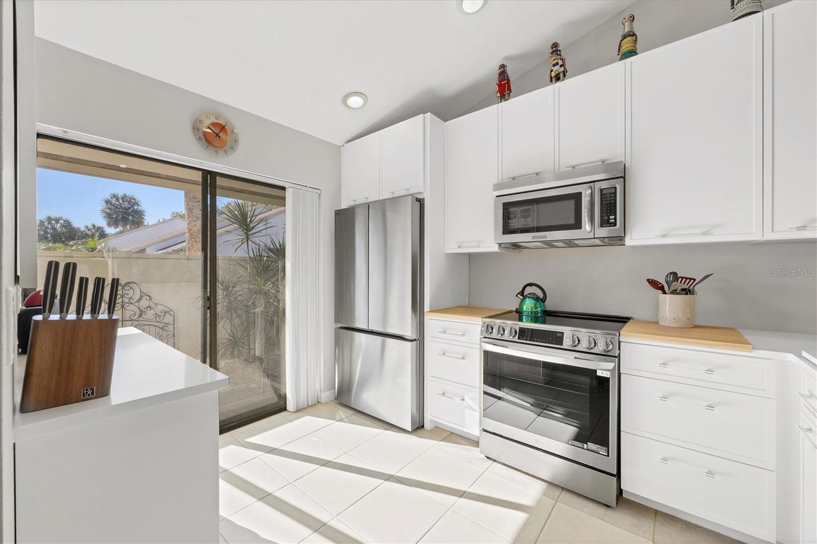 SOMERSET/THE MEADOWS - Residential