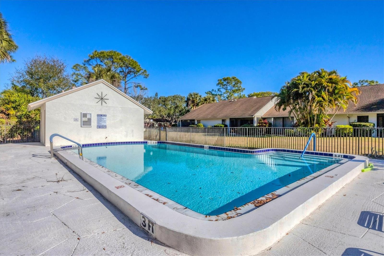 SOMERSET/THE MEADOWS - Residential