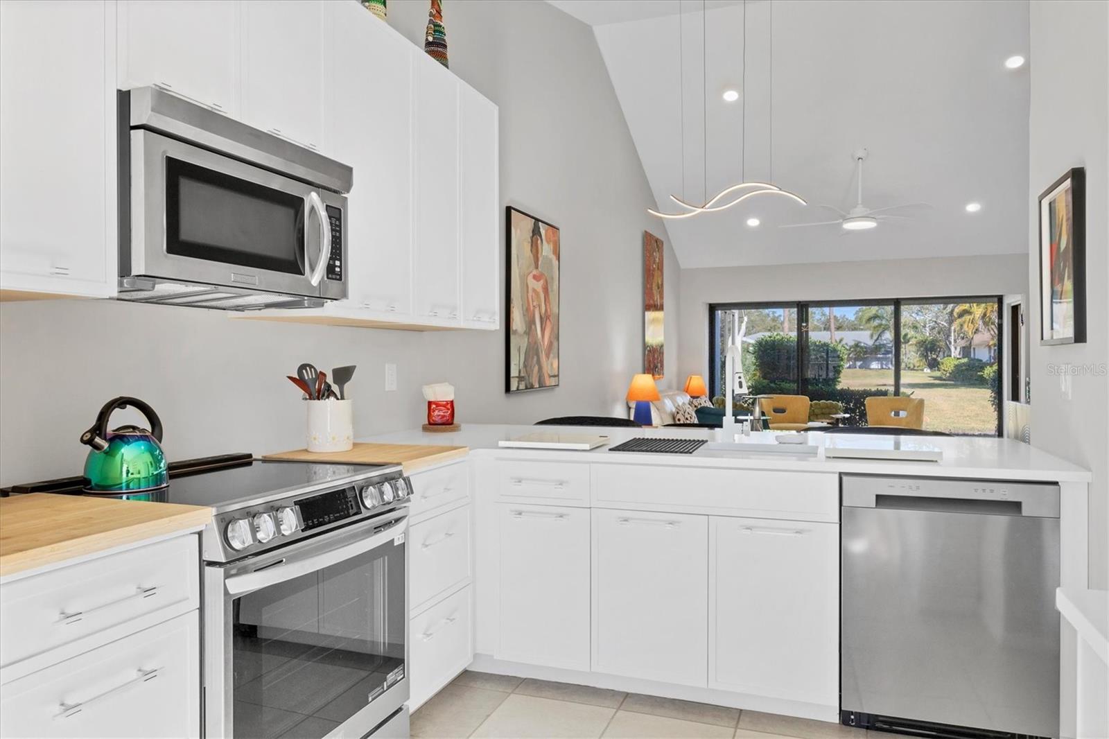 SOMERSET/THE MEADOWS - Residential