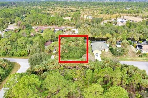 369 CHESHIRE STREET PORT CHARLOTTE FL 33953