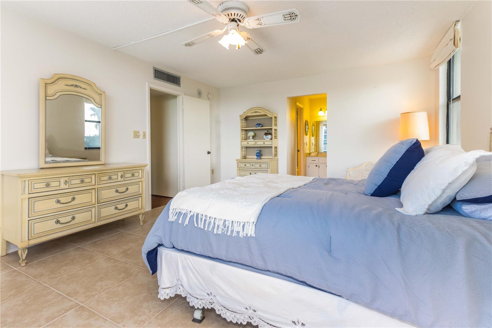 CLEARWATER SAND KEY CLUB - Residential