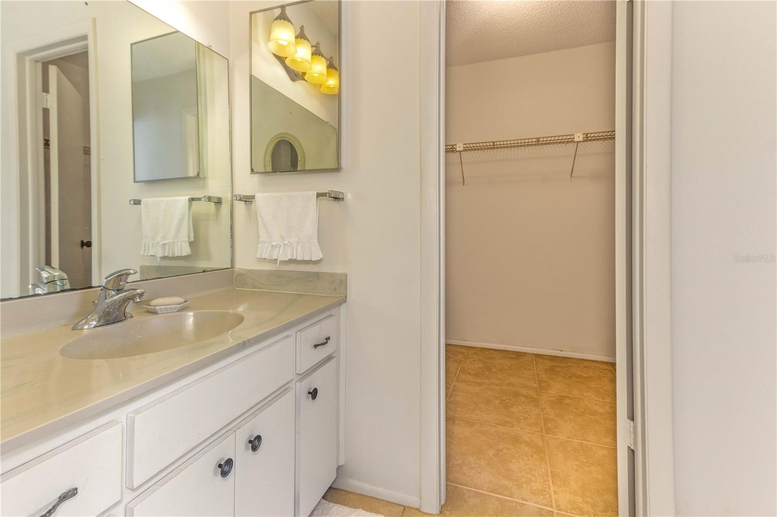 CLEARWATER SAND KEY CLUB - Residential