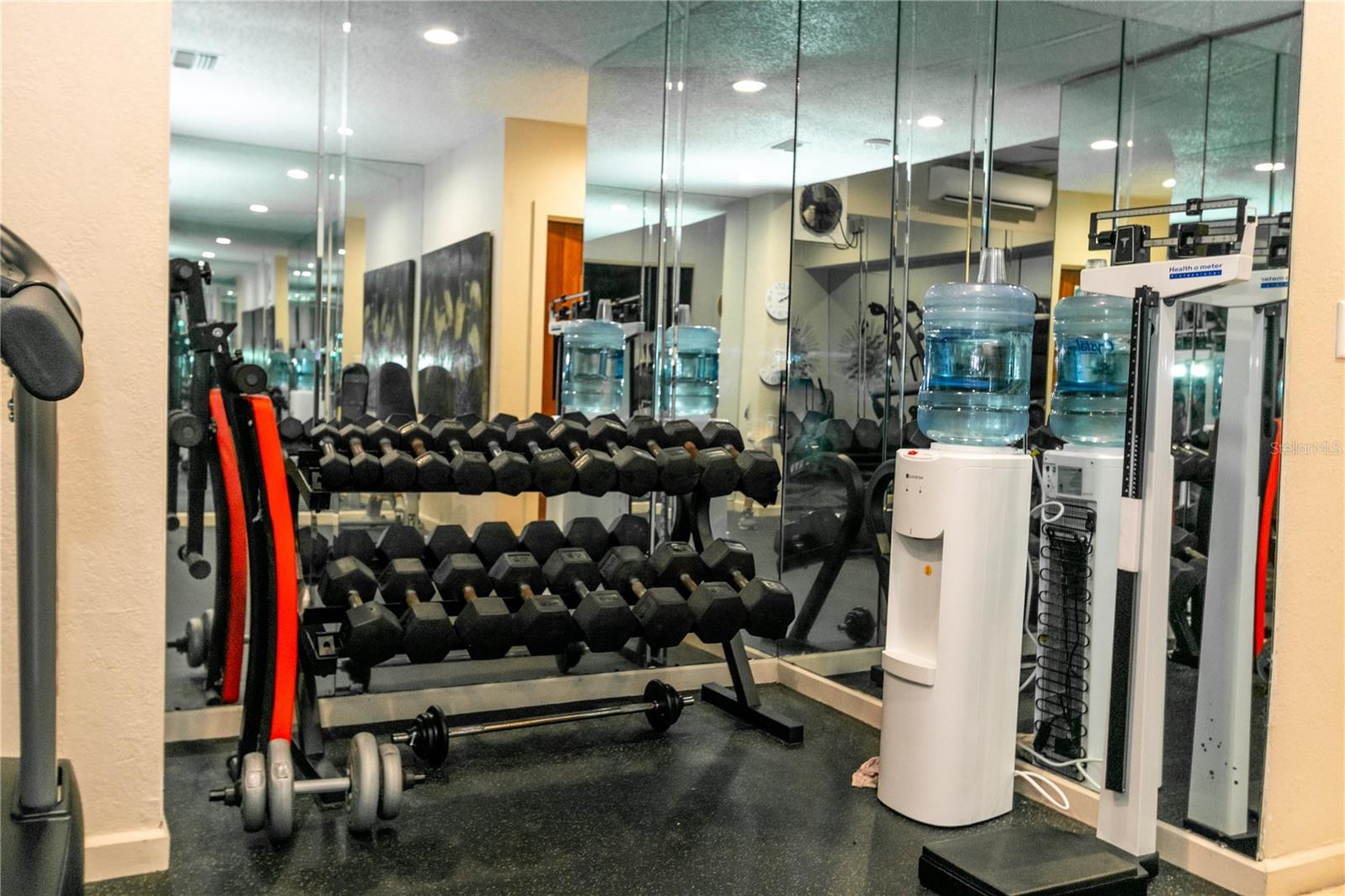 CLEARWATER SAND KEY CLUB - Residential