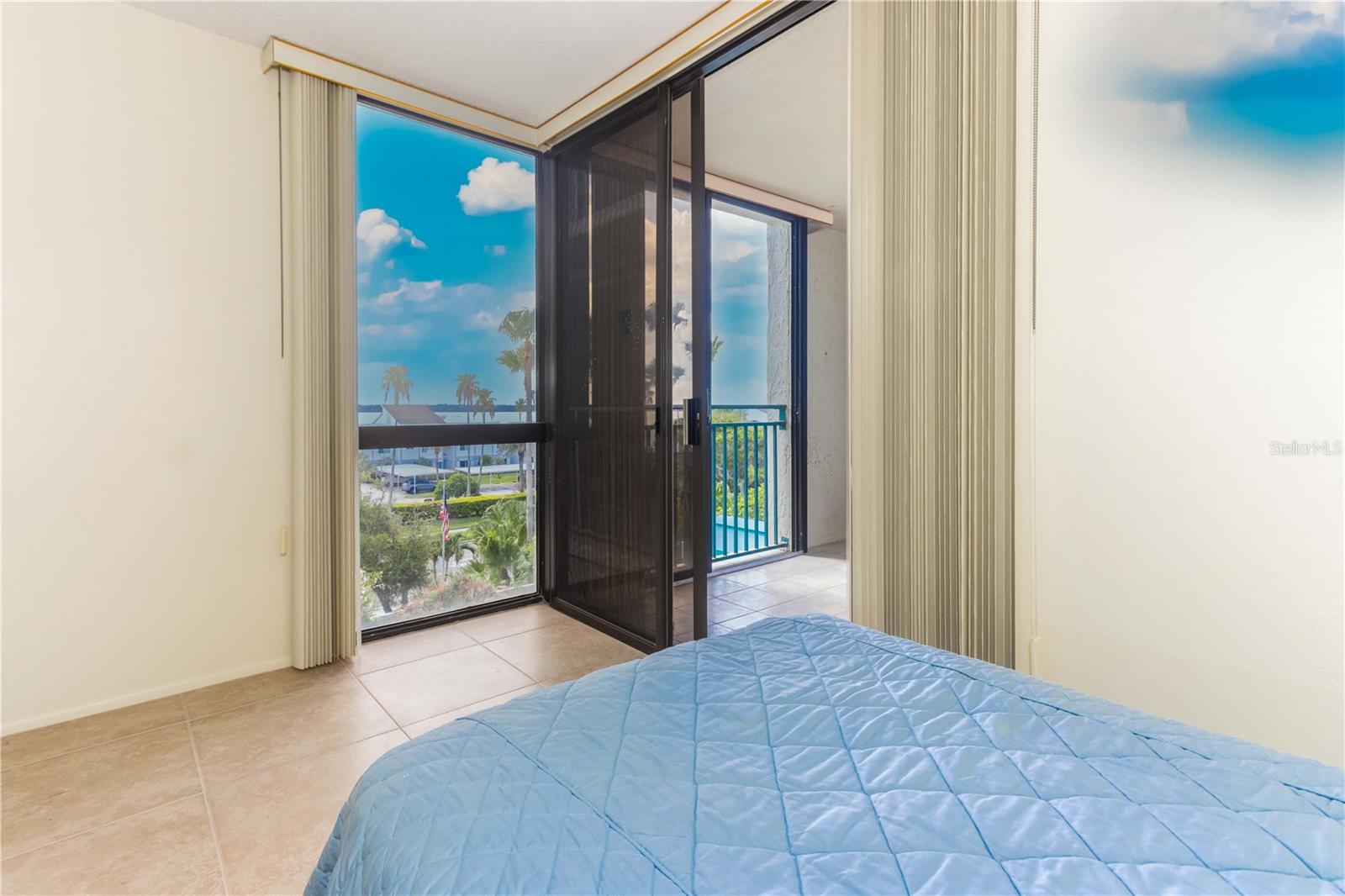 CLEARWATER SAND KEY CLUB - Residential