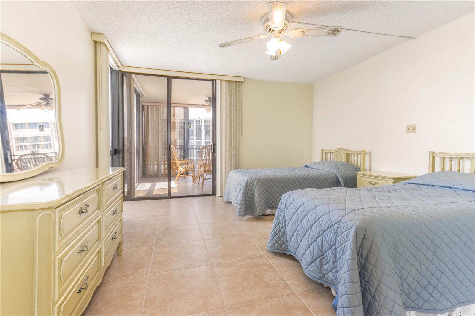 CLEARWATER SAND KEY CLUB - Residential