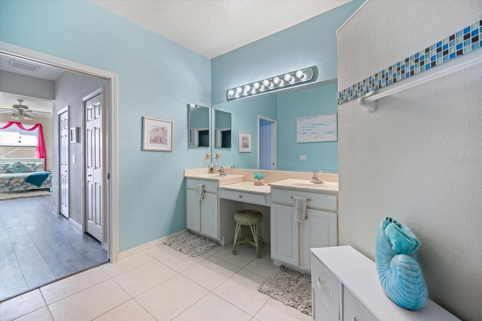 VENETIAN FALLS PH 1 - Residential