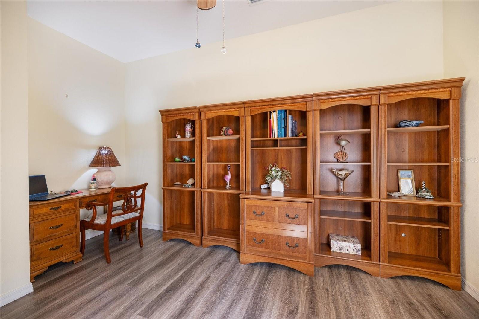 VENETIAN FALLS PH 1 - Residential