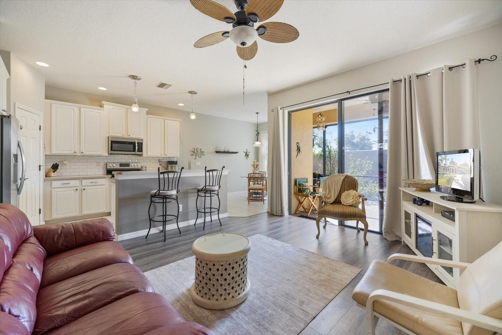 VENETIAN FALLS PH 1 - Residential