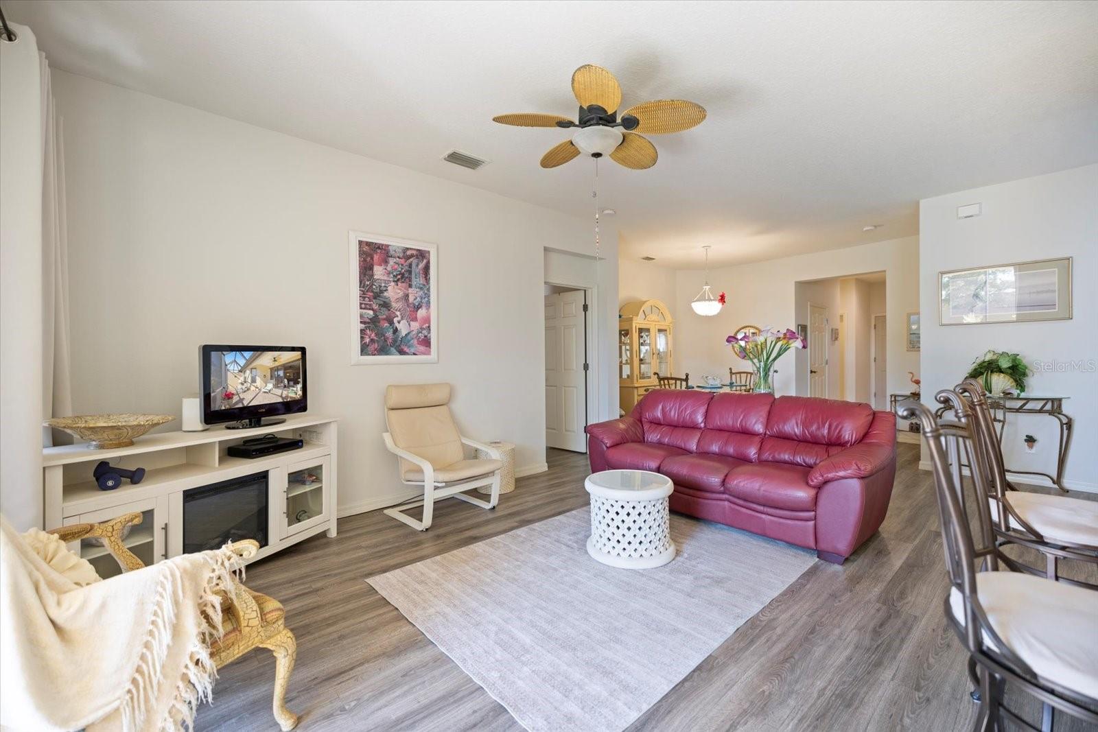 VENETIAN FALLS PH 1 - Residential