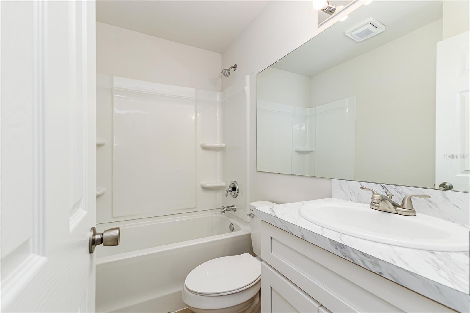 HILLSIDE MANOR - Residential