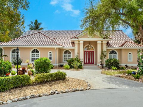 Single Family Residence in ENGLEWOOD FL 2 SAINT MARTIN CIRCLE.jpg