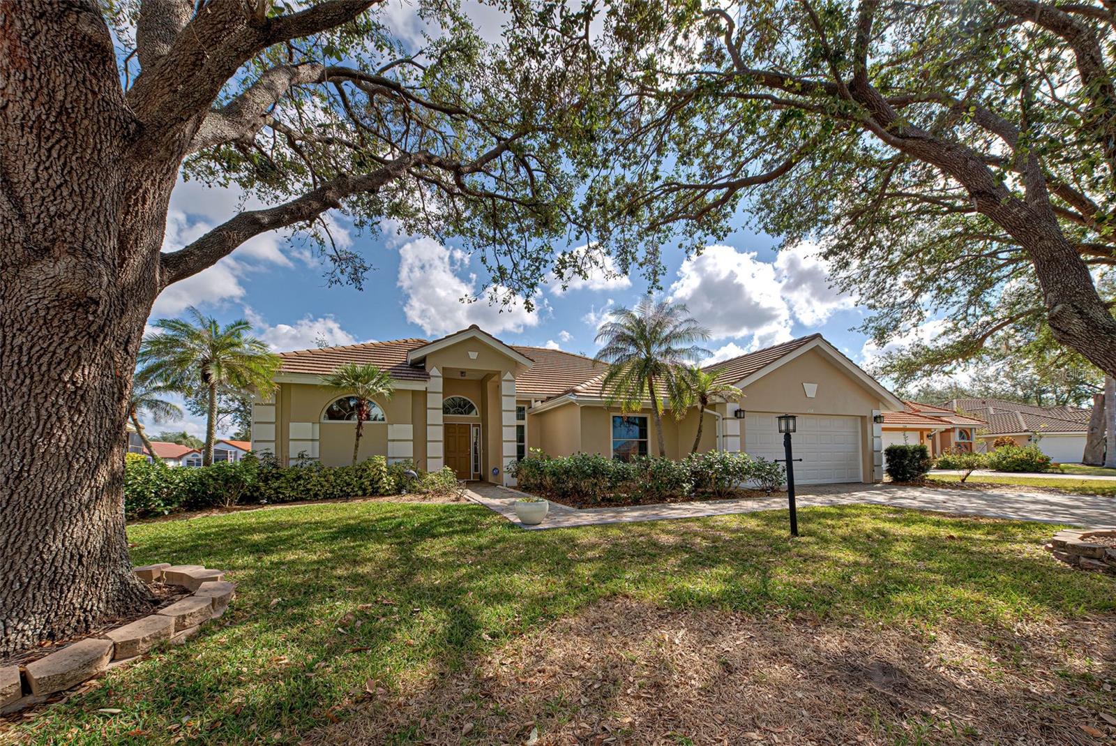 1216 WHITNEY DRIVE