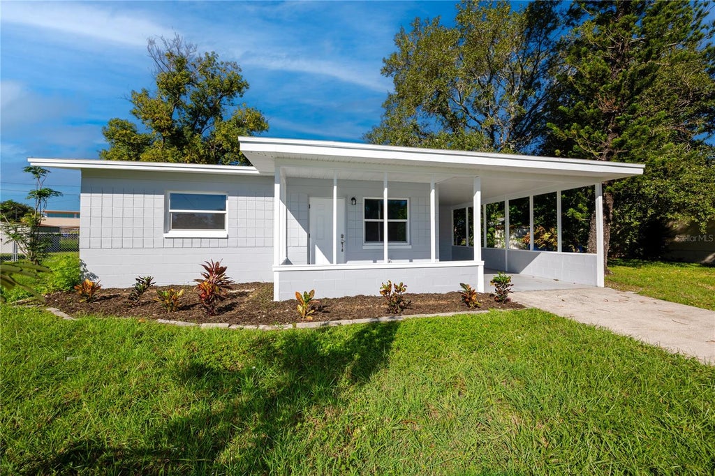 Photo of 6542 Gem Lane, Seminole, FL 33772 (MLS # TB8558730)