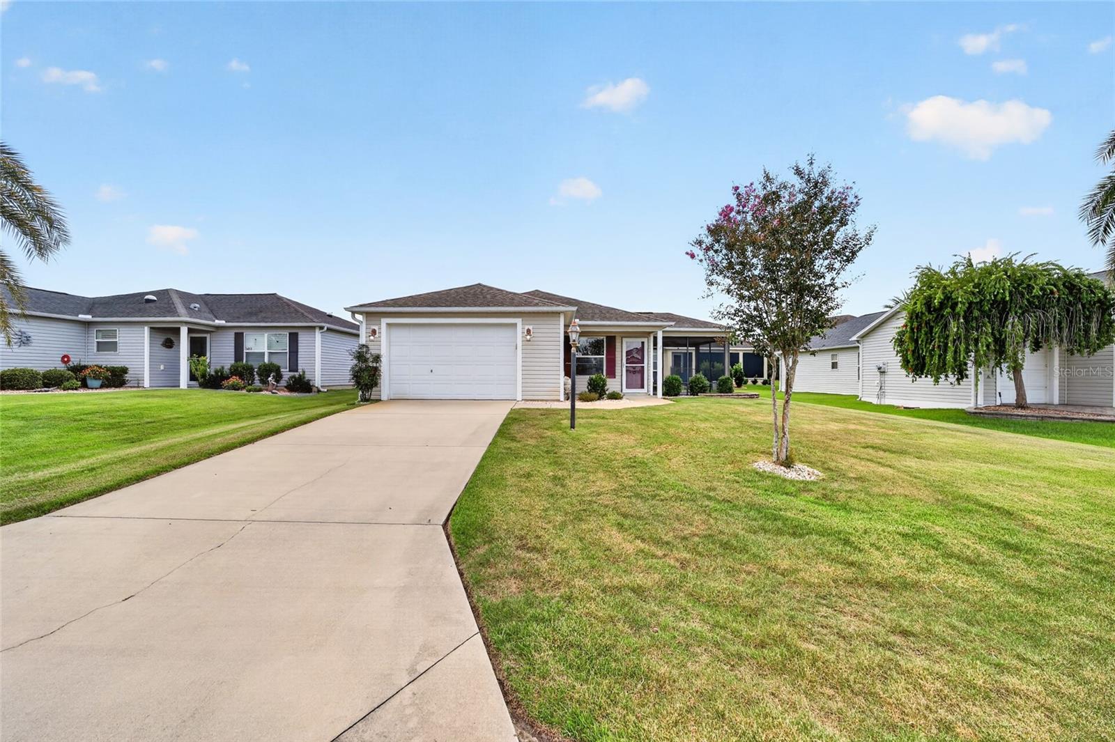 3437 GREENACRES TERRACE