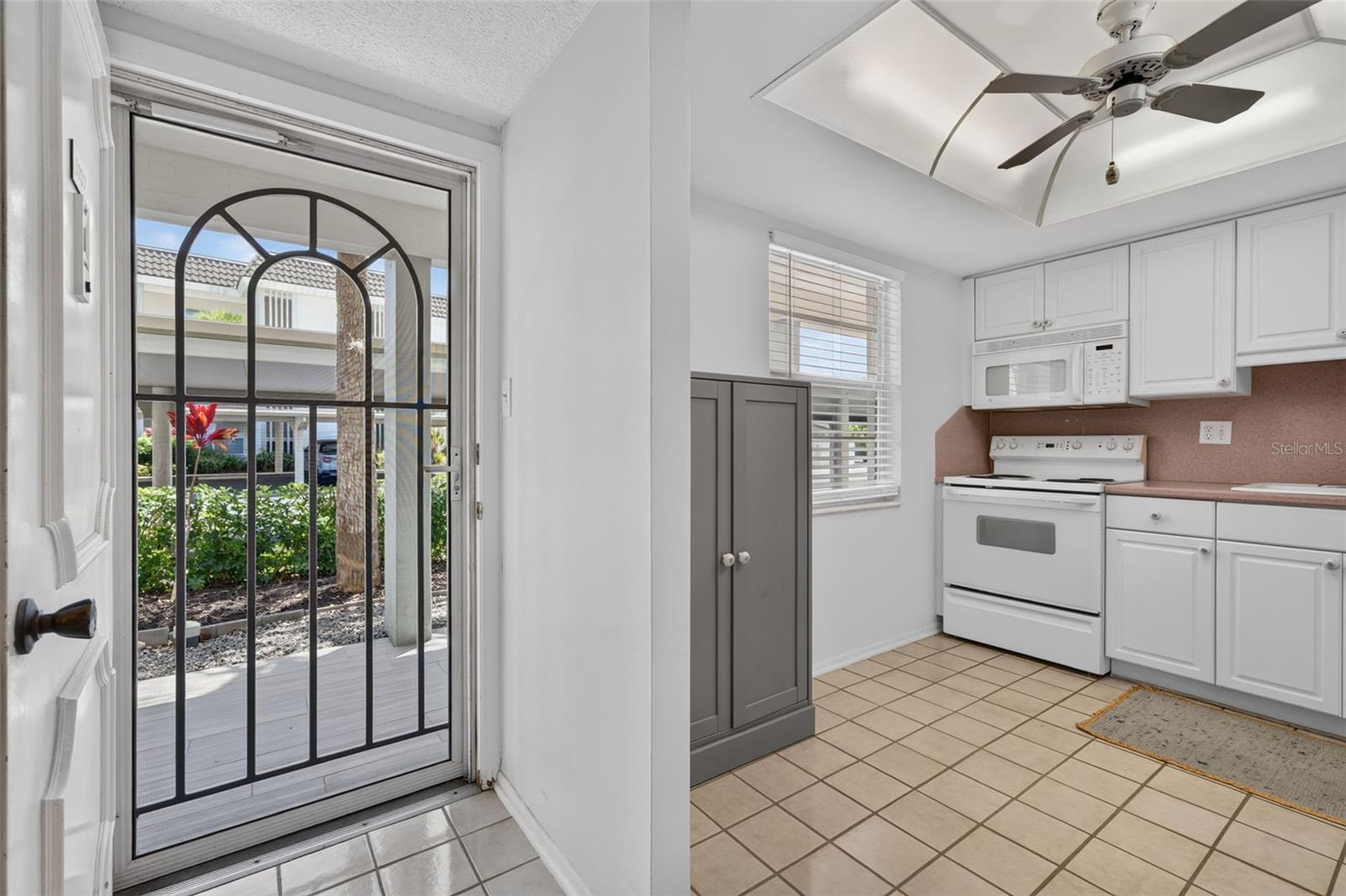4390 EXETER DRIVE 107