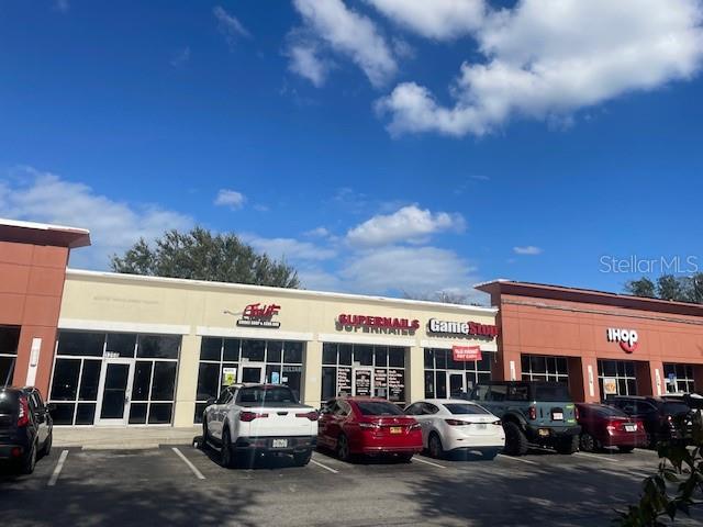 WAL-MART AT BRANDON E - Commercial Lease