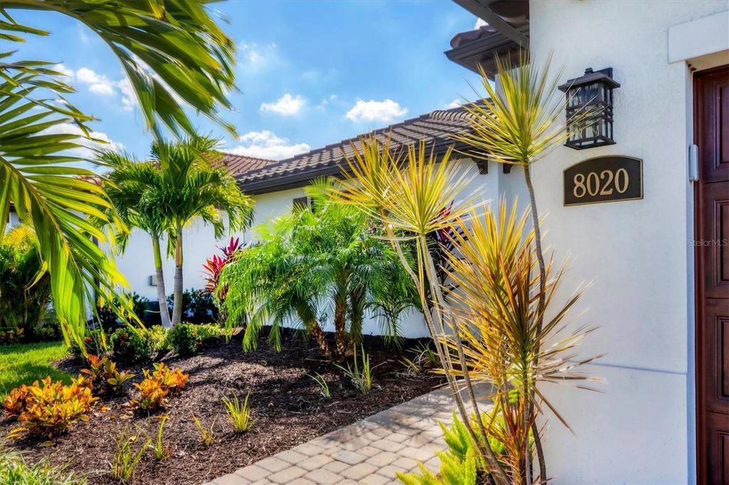 Photo of 8020 Clearwater Court, Sarasota, FL 34241 (MLS # A4672945)