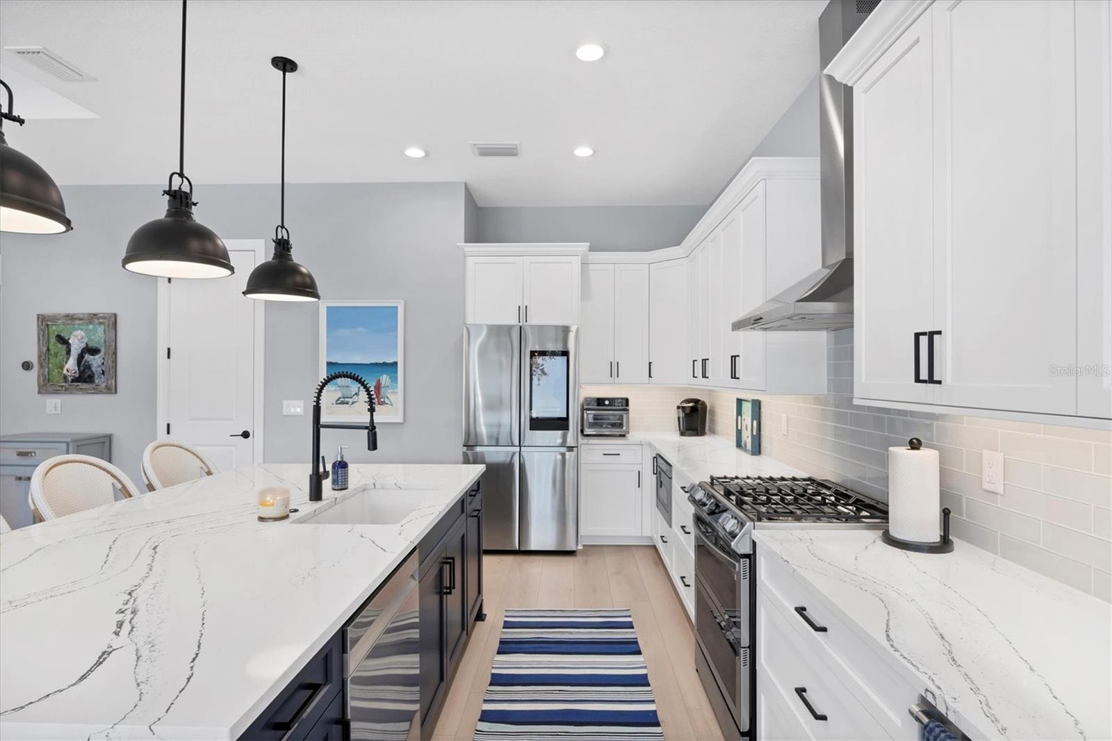 SANDHILL LAKE - Residential