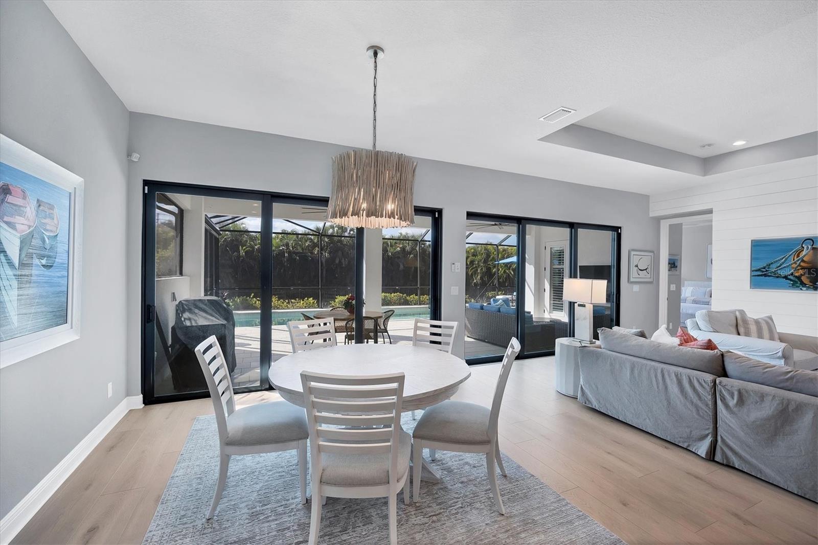 SANDHILL LAKE - Residential