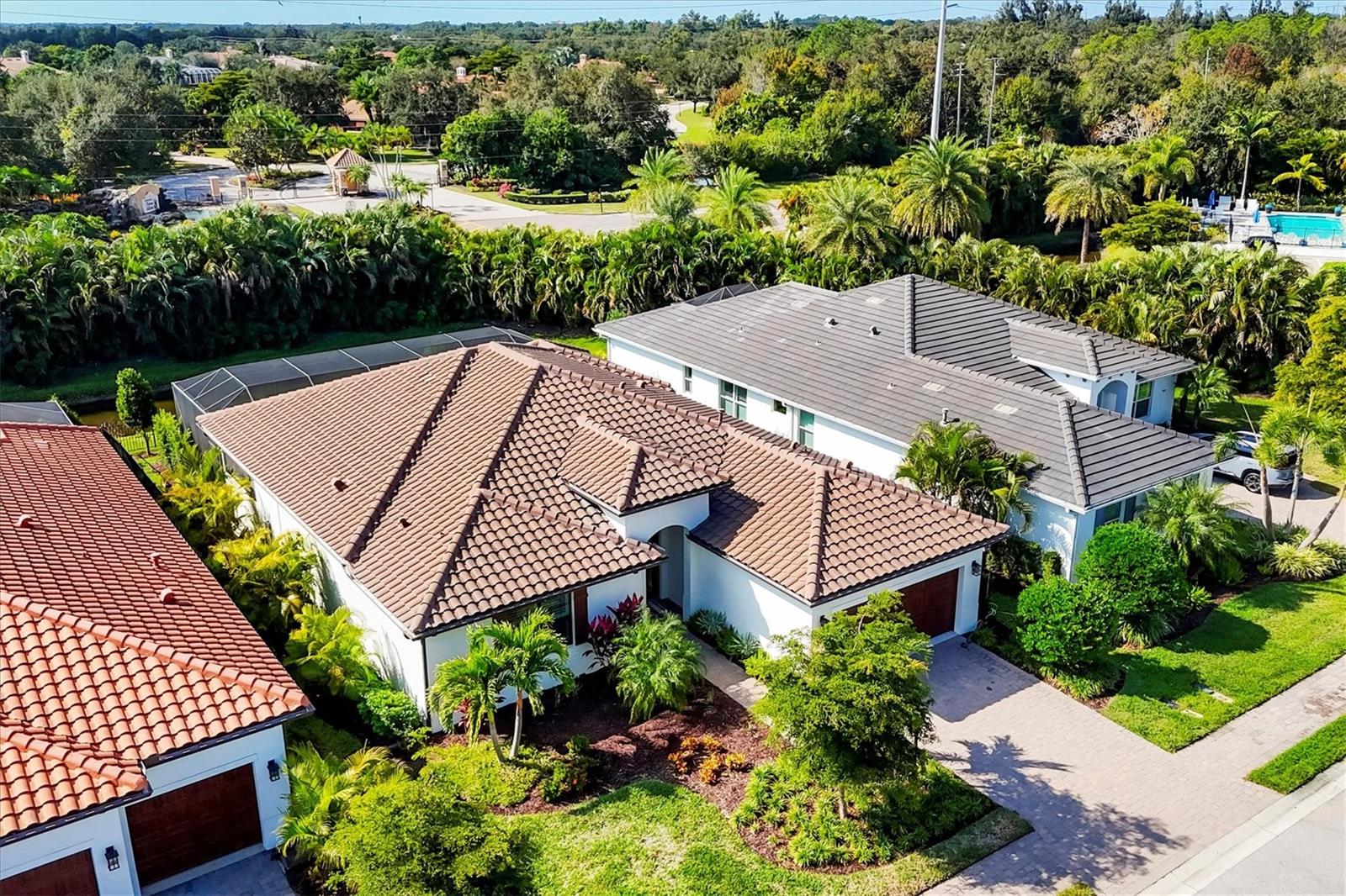 SANDHILL LAKE - Residential