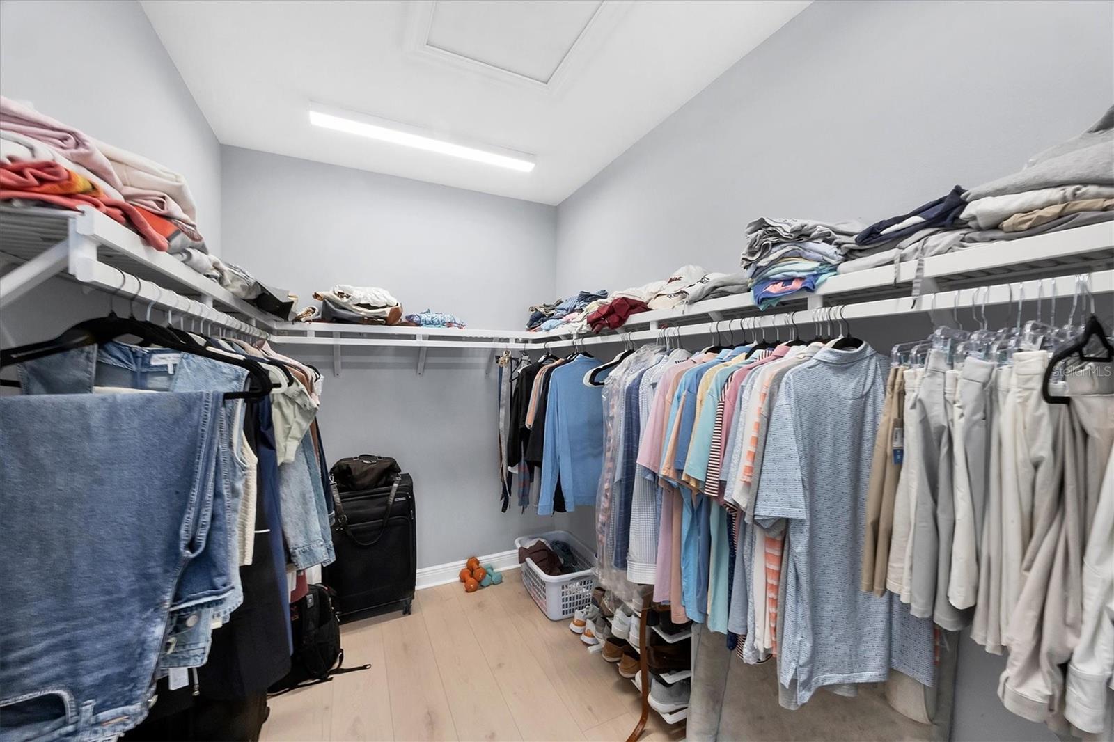 SANDHILL LAKE - Residential