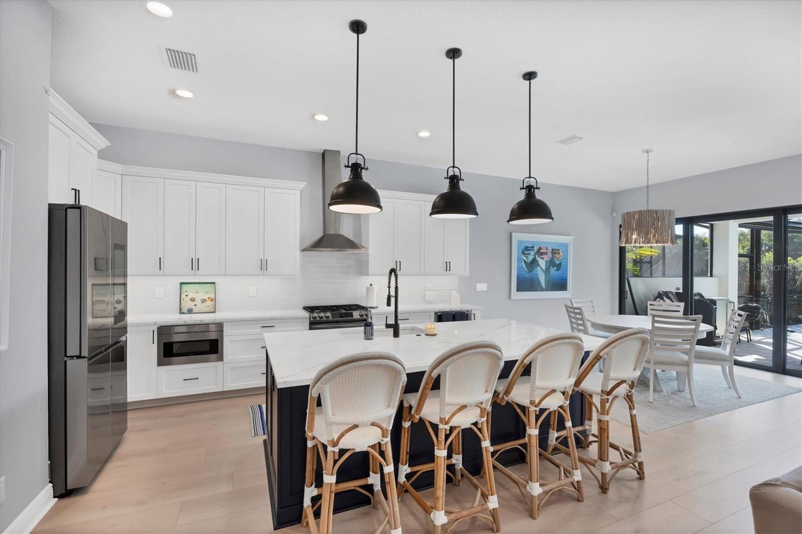 SANDHILL LAKE - Residential