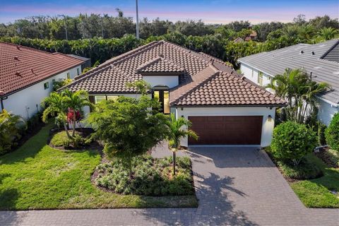 Photo of 8020 Clearwater Court, Sarasota, FL 34241 (MLS # A4672945)