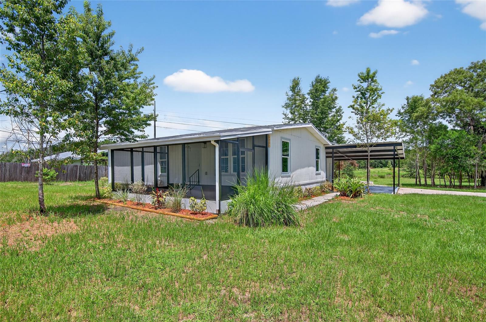 6401 W ROBIN LANE