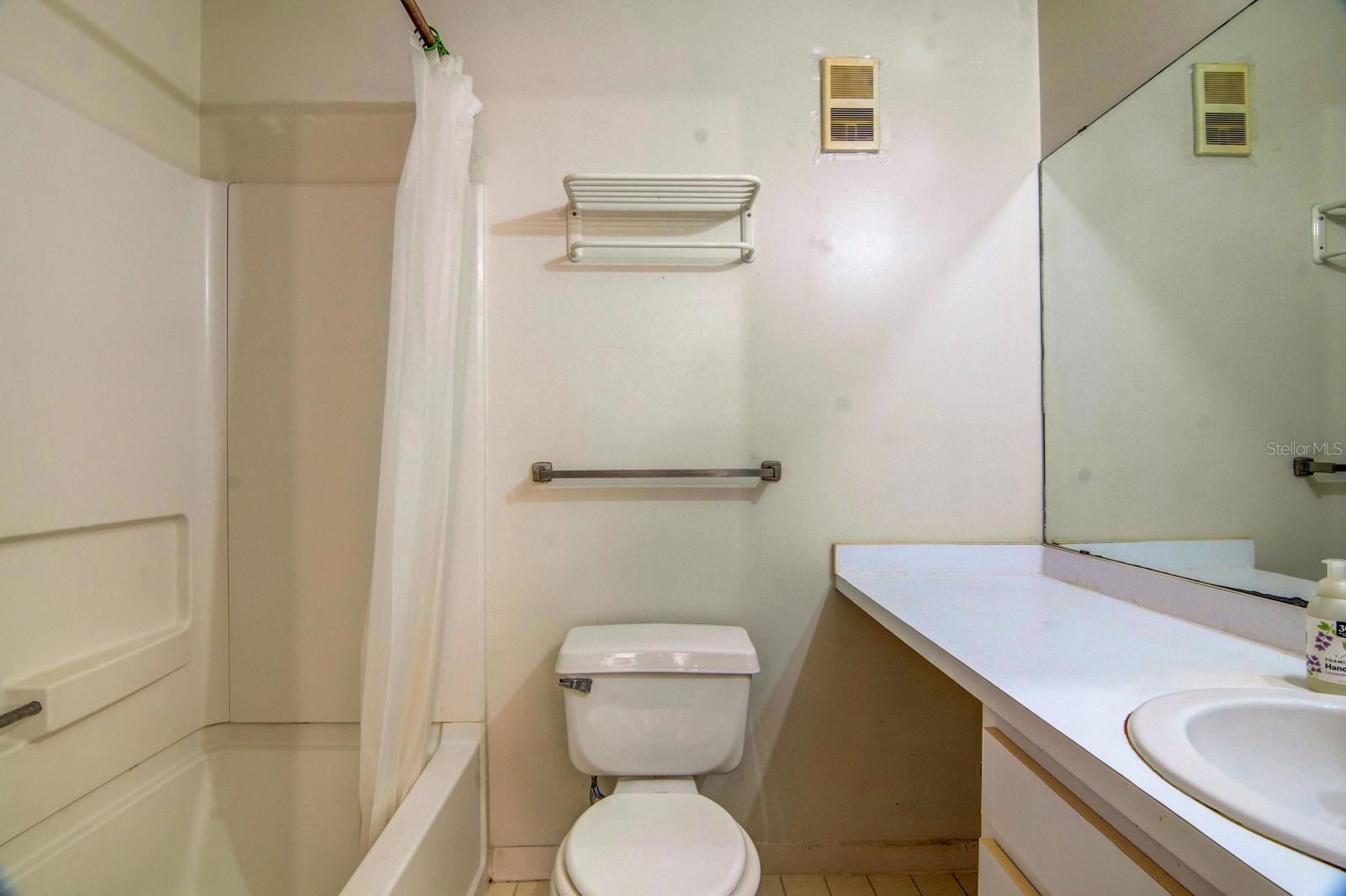 UNIV TERRACE - Residential