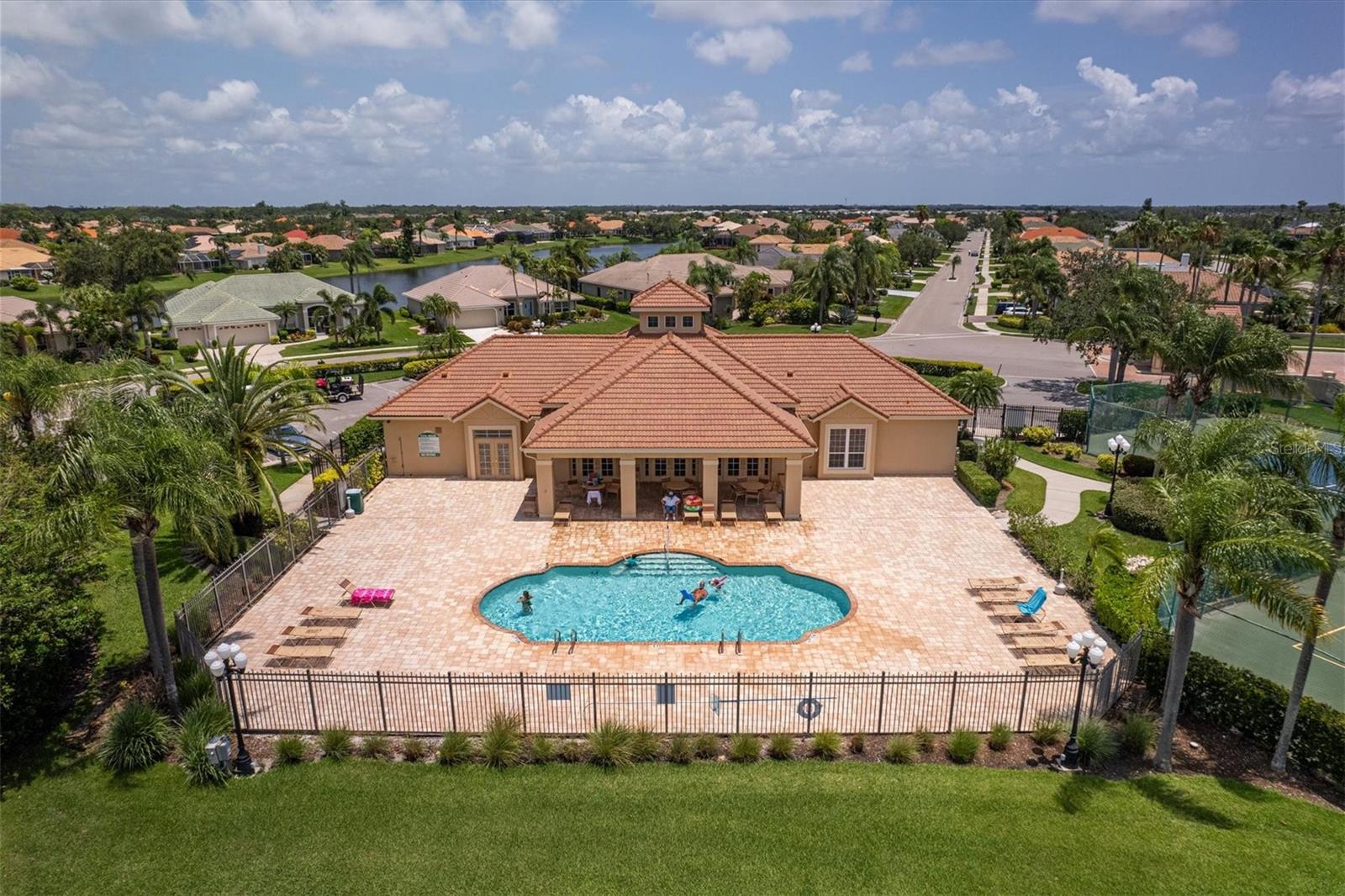 BARTON FARMS - Residential