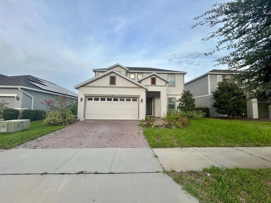Photo of 1229 Hendon Loop, Davenport, FL 33837 (MLS # L4964089)