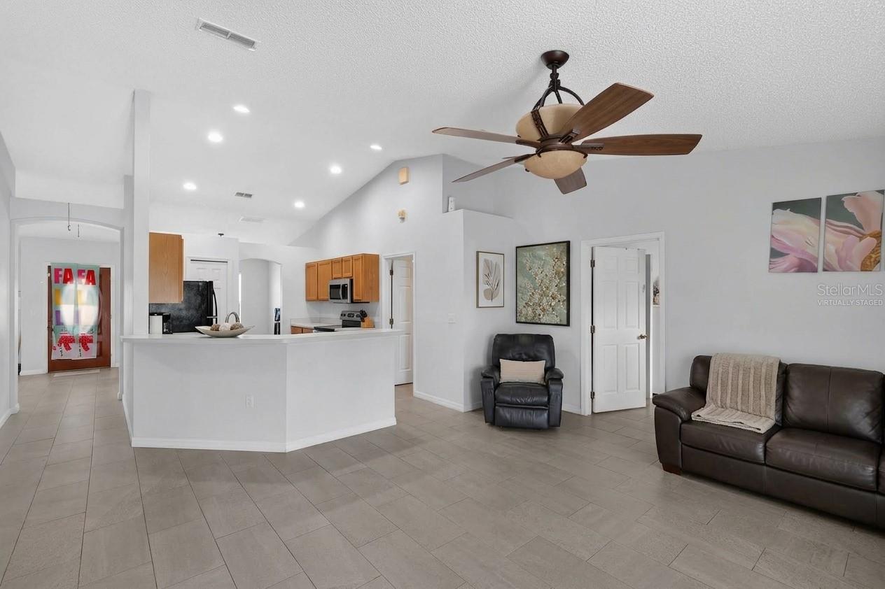 1906 MANATEE LANE