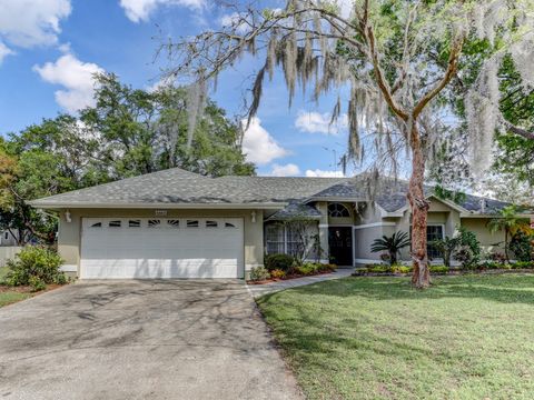 A home in LAKELAND