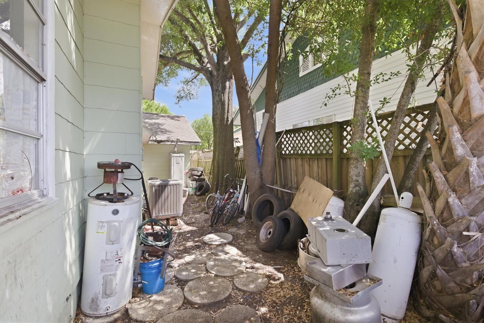 EAST TAMPA BLOCKS 1 TO 40 - Residential