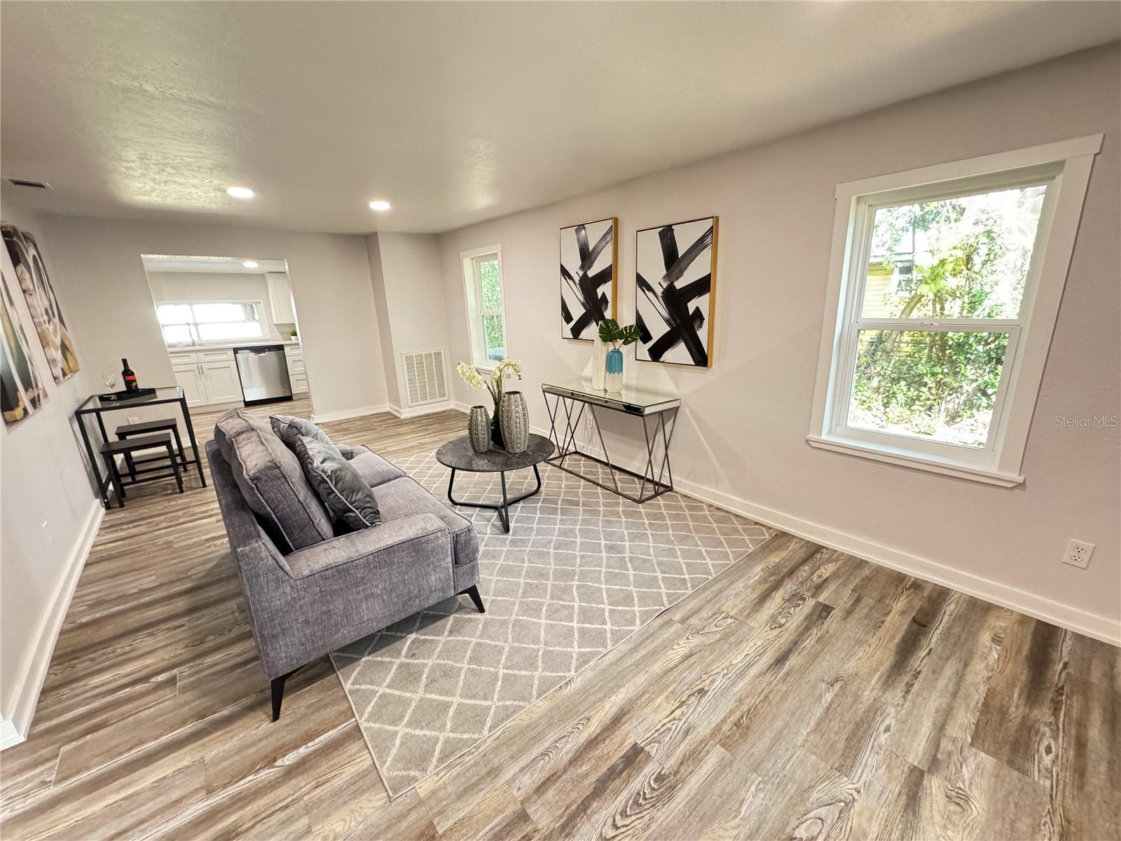 AUBURNDALE HEIGHTS - Residential