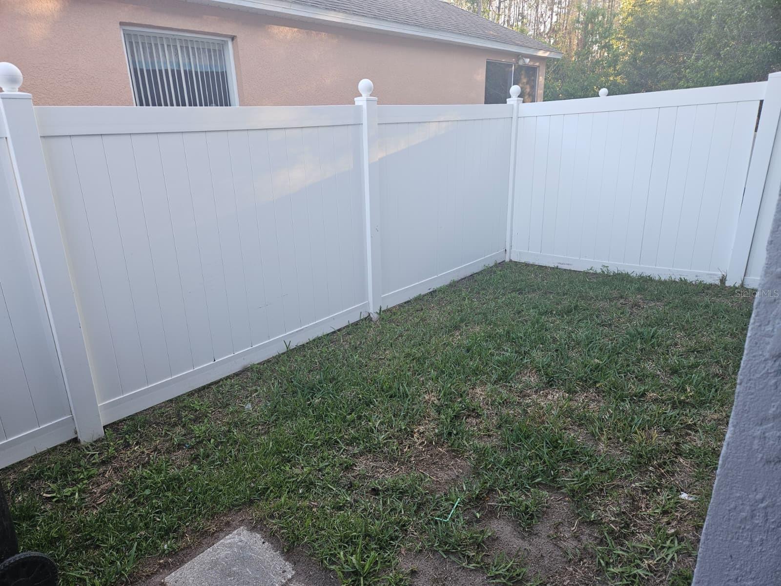 ANDOVER CAY PH 03 50 86 - Residential Lease