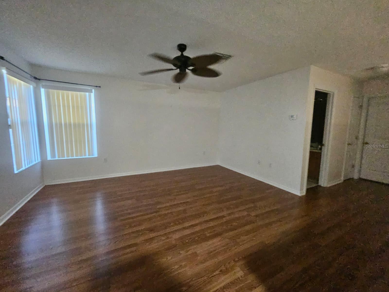 ANDOVER CAY PH 03 50 86 - Residential Lease