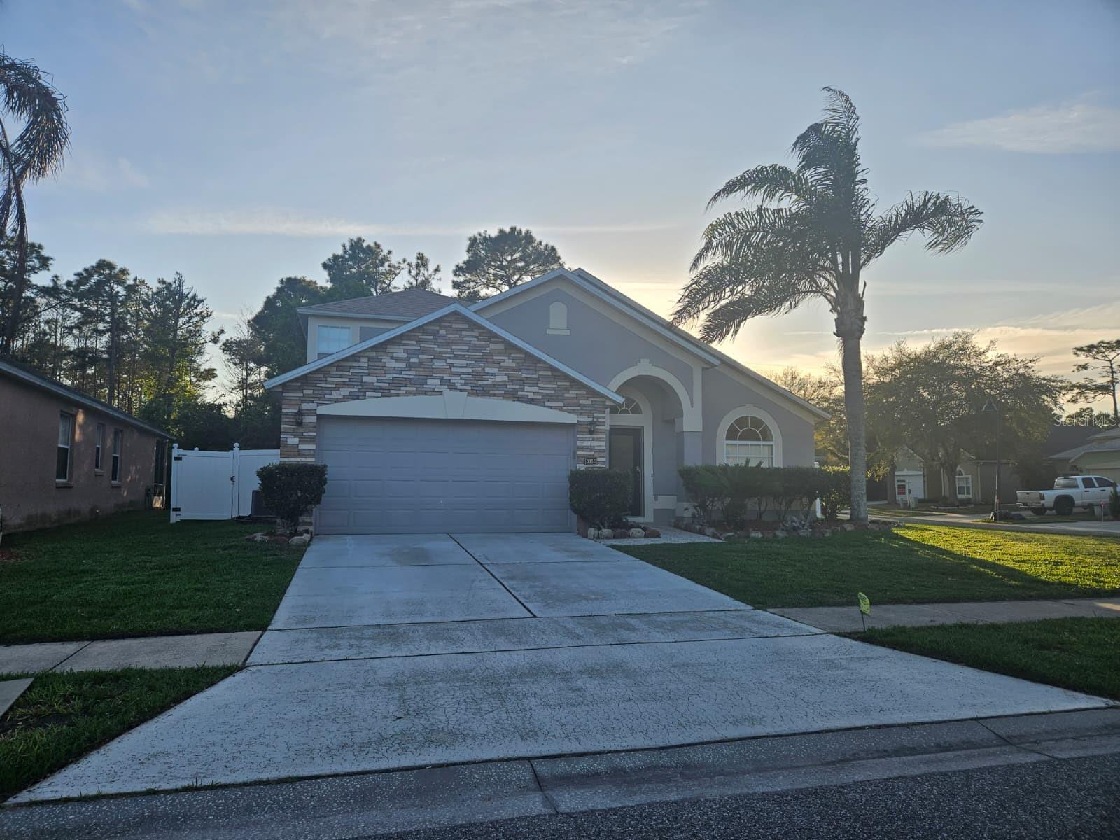 ANDOVER CAY PH 03 50 86 - Residential Lease